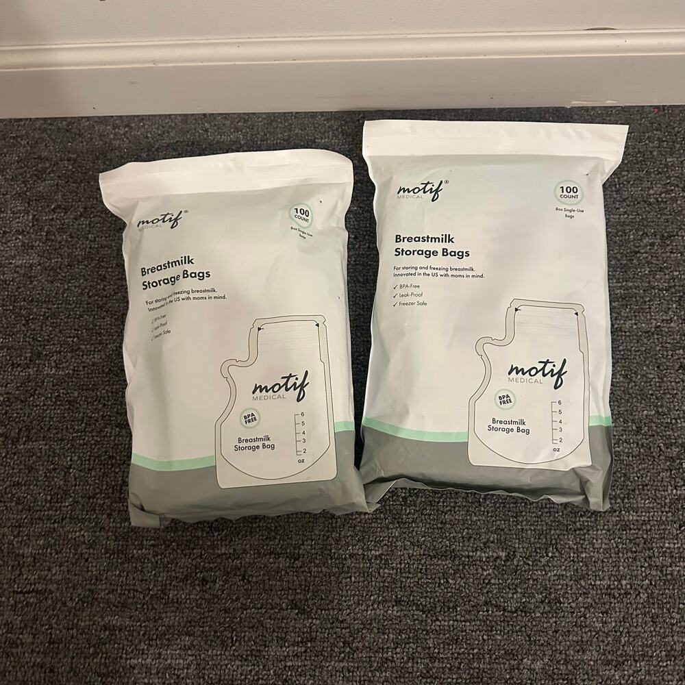 2 100-count Motif Medical Breastmilk Storage Bags